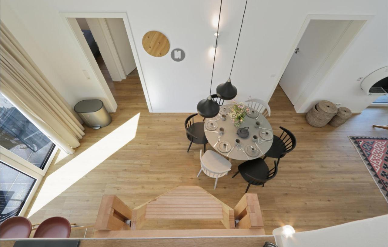 Amazing Home In Lembruch-Duemmer See With Kitchen エクステリア 写真