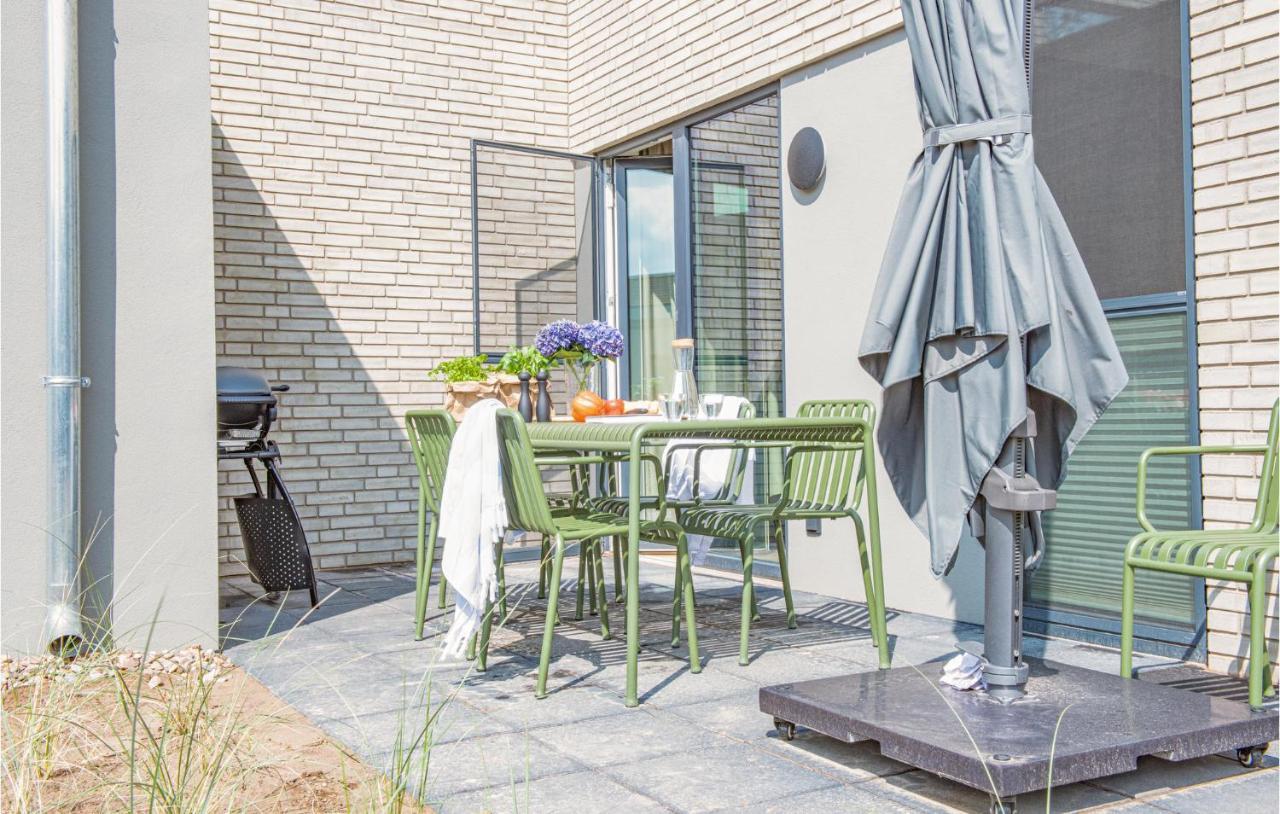 Amazing Home In Lembruch-Duemmer See With Kitchen エクステリア 写真